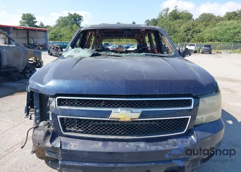 2007 Chevrolet Tahoe Ltz z USA, uszkodzony, nr VIN 1GNFC13J27R135845